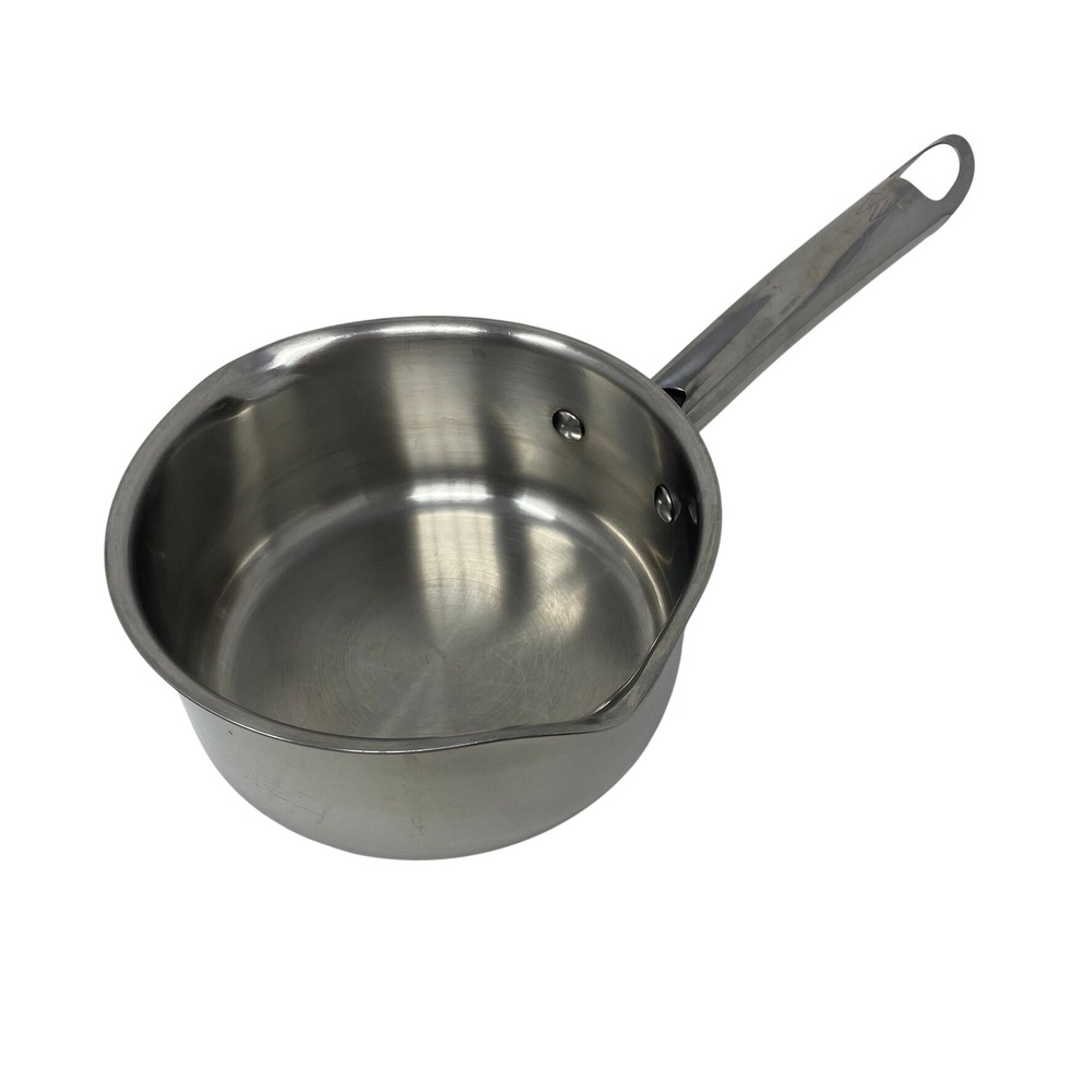 WearEver‎ Saucepan 1.5 Quart Silver Good Stainless Steel Dual Pour Spout